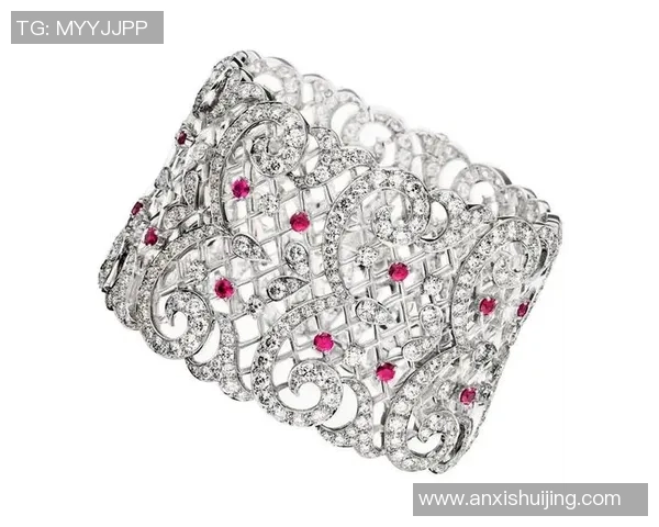 足球明星女友们的奢华珠宝盛宴展现魅力与风采 足球明星女友们的奢华珠宝盛宴展现魅力与风采