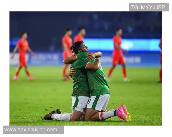 足球明星普尔米图的传奇之路与辉煌成就揭秘 足球明星普尔米图的传奇之路与辉煌成就揭秘